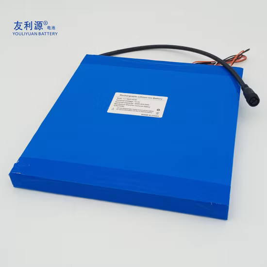 18650 배터리 셀은 3s18p 11.1V 55Ah 리튬 이온 배터리 610.5Wh 딥 사이클 리튬 이온 배터리를 모두 하나의 조명 전원 공급 장치로 조립합니다.